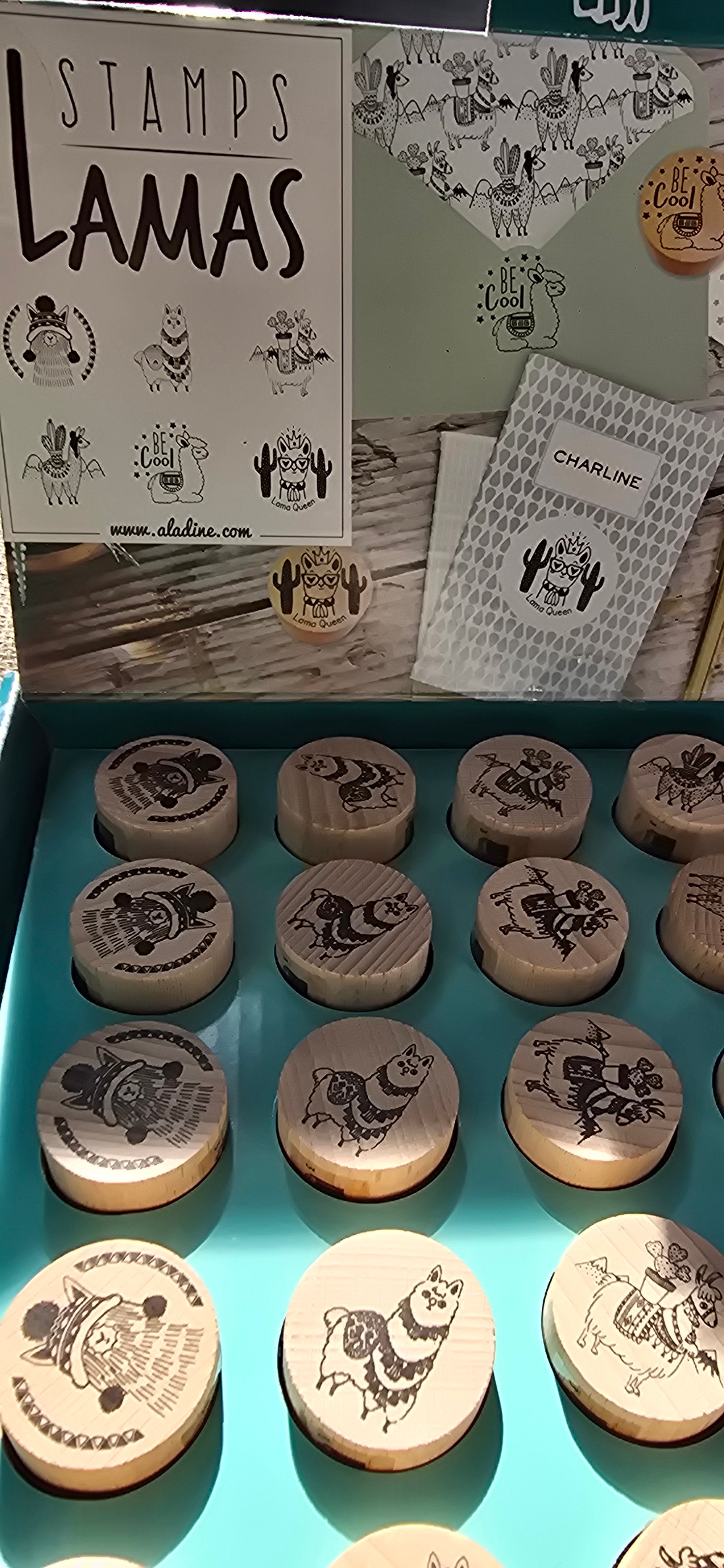 STAMPS LAMA